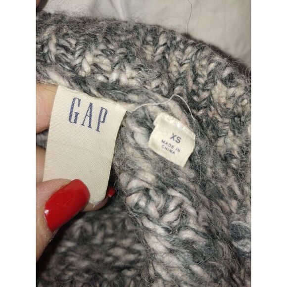 Gap Women's Size XS Grey Chunky Knit Sweater - Picture 5 of 6